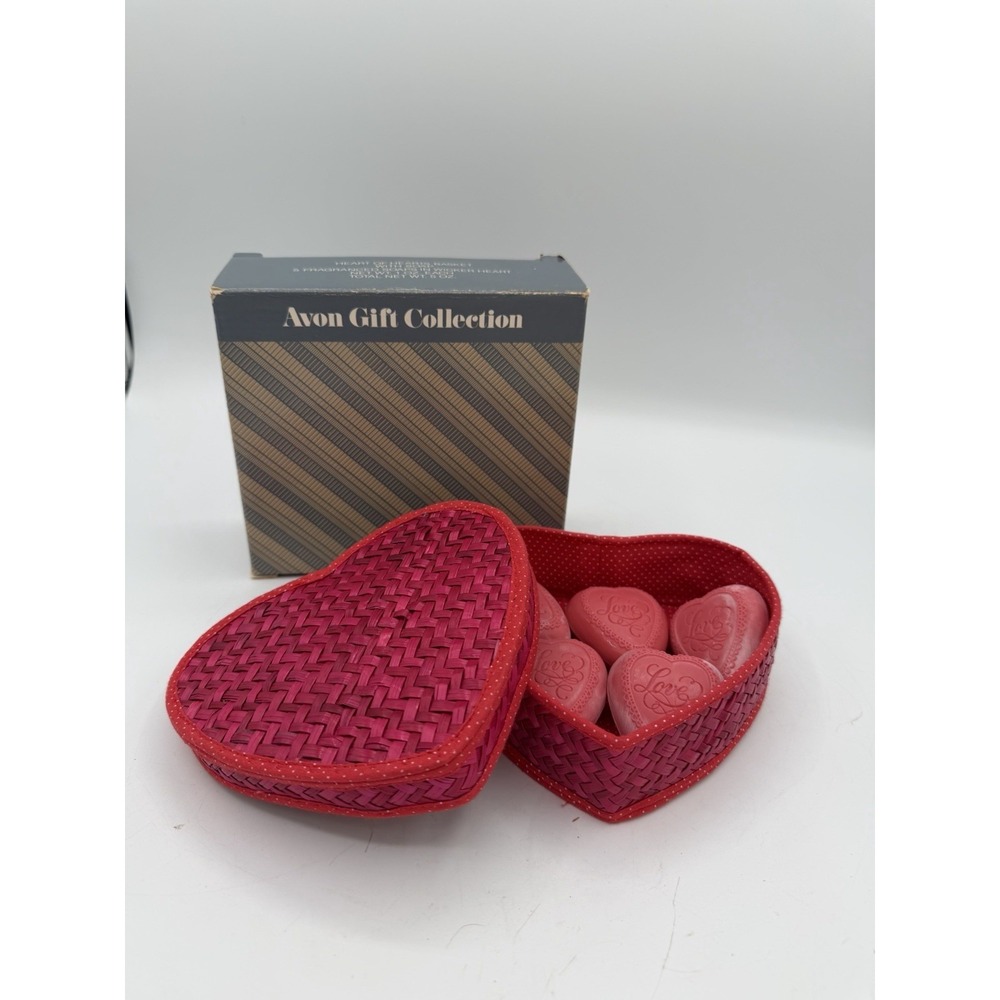 💕 Avon Gift Collection "Heart of Hearts" Basket w/ 5 Fragranced Soaps – EUC 🧼